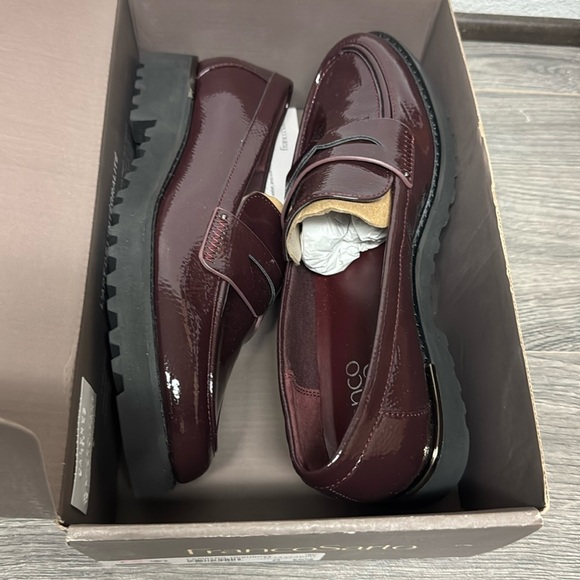 Franco Sarto Womens Camrynn Lug Sole Loafers (WIDE) - Picture 2 of 7